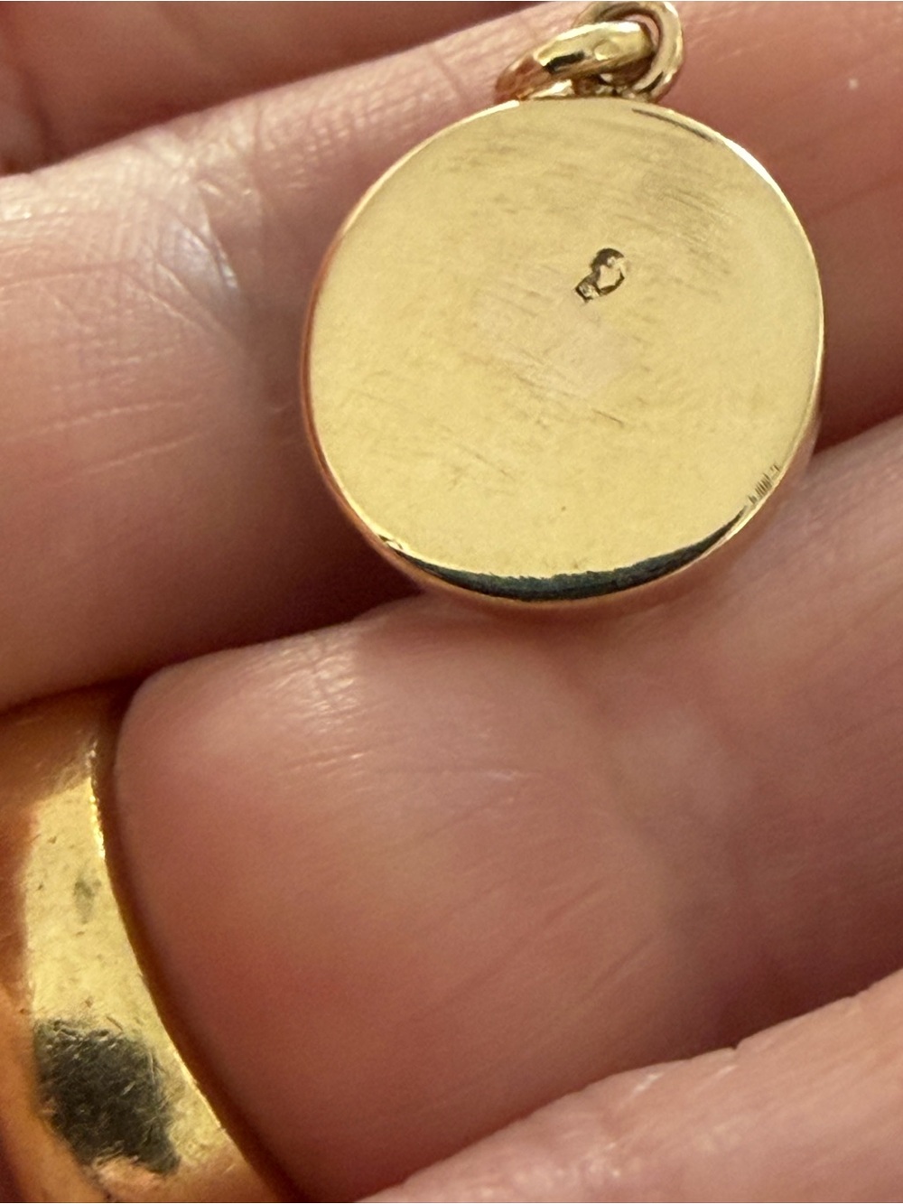 14 karat gold, Essex charm - Picture 4 of 6